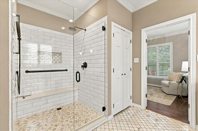 82 Remington Drive W, Highland Village, TX 75077