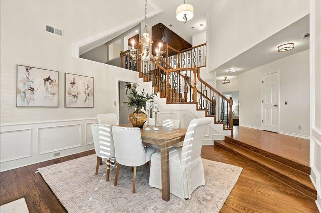 82 Remington Drive W, Highland Village, TX 75077