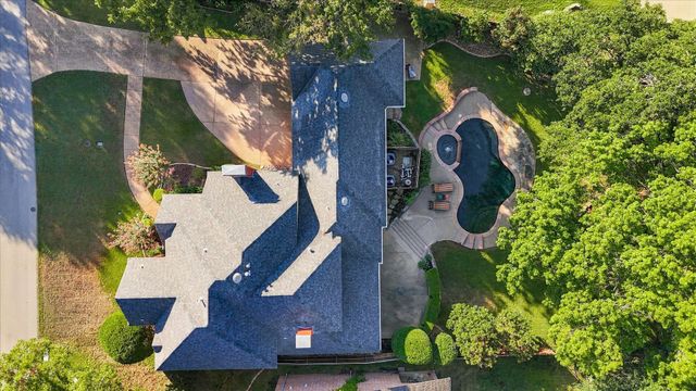 82 Remington Drive W, Highland Village, TX 75077