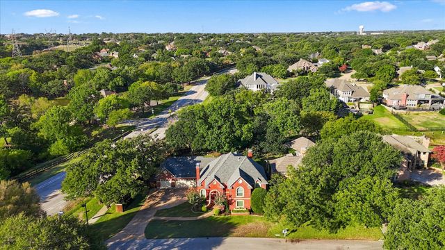 82 Remington Drive W, Highland Village, TX 75077