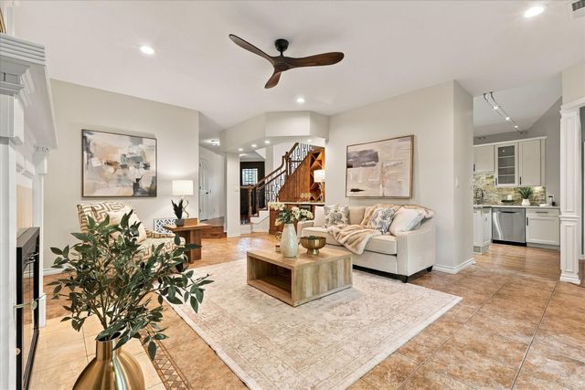 82 Remington Drive W, Highland Village, TX 75077