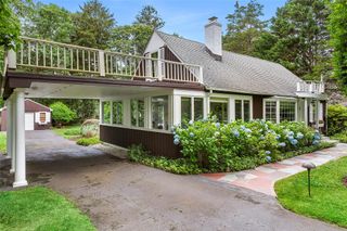 22 Turtle Cove Drive, Southampton, NY 11968