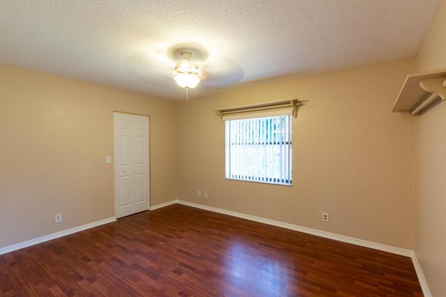 1559 Grantham Drive E, Wellington, FL 33414