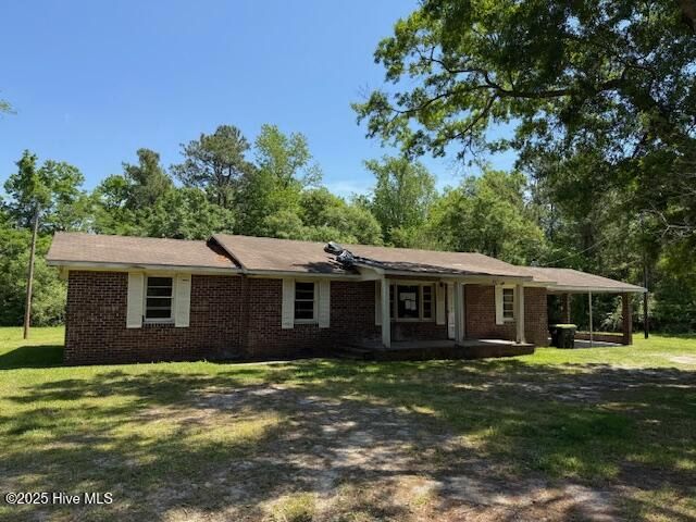 350 Randolphville Road, Bolivia, NC 28422