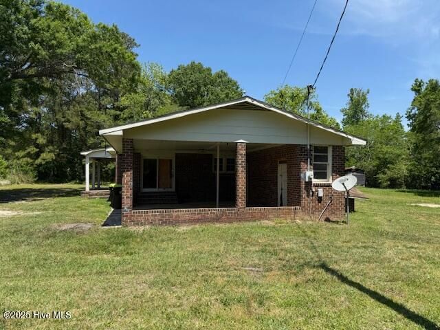 350 Randolphville Road, Bolivia, NC 28422