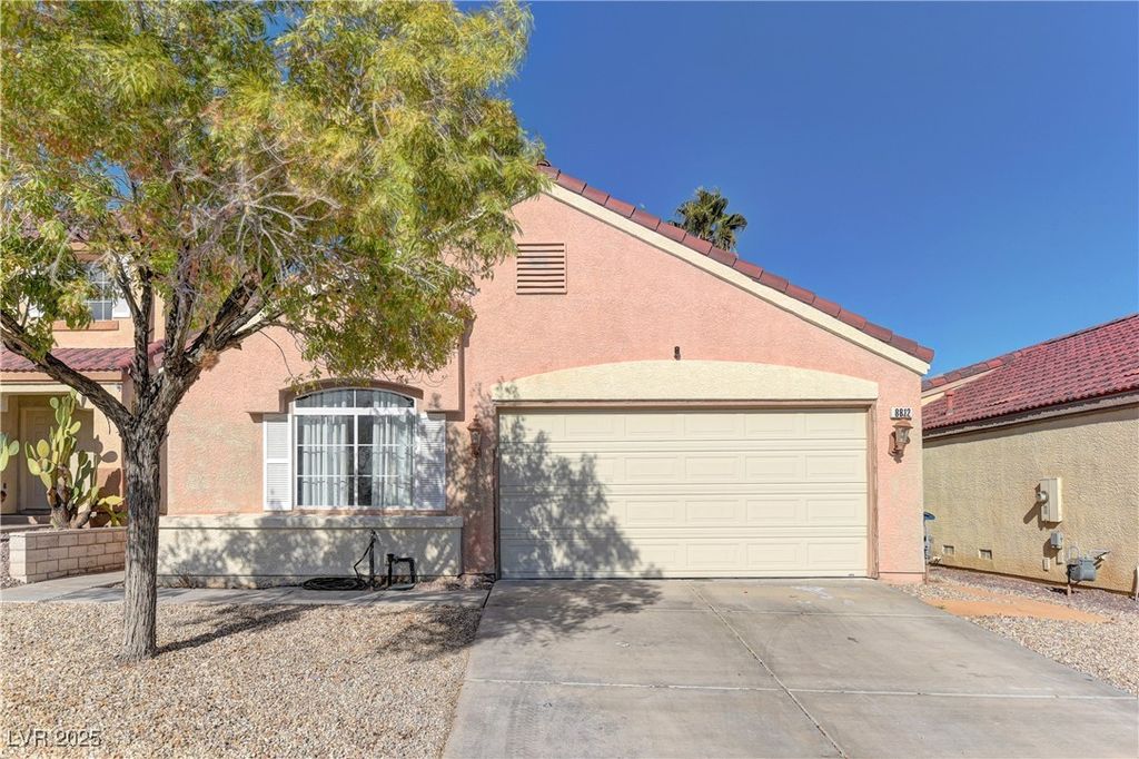 8812 Pine Pitch Drive, Las Vegas, NV 89143