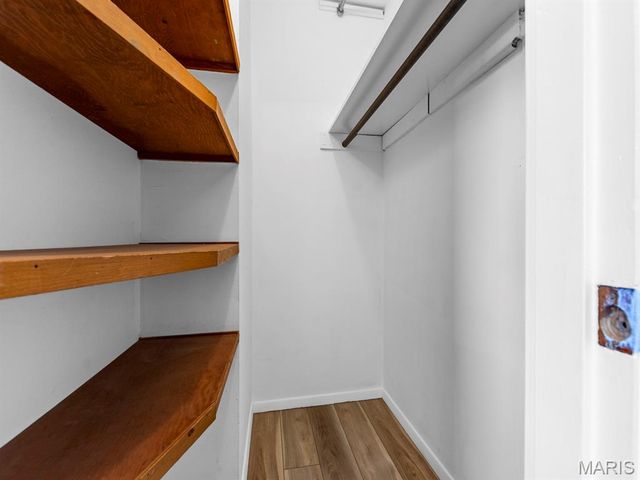 642 Laven Del Lane, Kirkwood, MO 63122