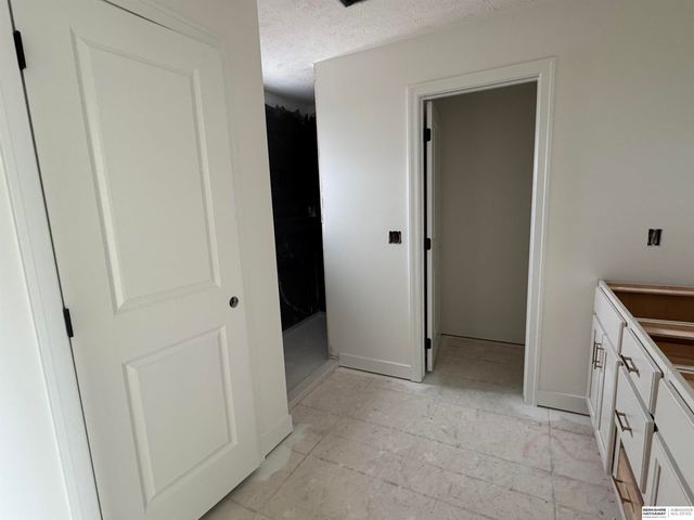 20909 Nebraska Avenue, Elkhorn, NE 68022