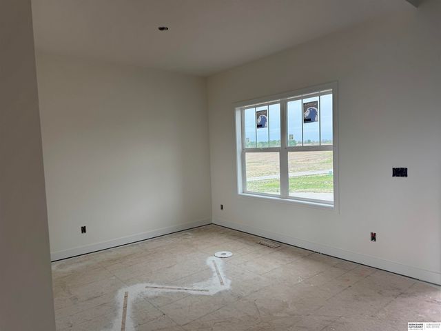 20909 Nebraska Avenue, Elkhorn, NE 68022
