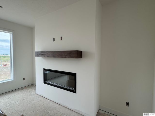 20909 Nebraska Avenue, Elkhorn, NE 68022