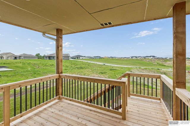 20909 Nebraska Avenue, Elkhorn, NE 68022