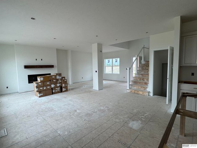 20909 Nebraska Avenue, Elkhorn, NE 68022