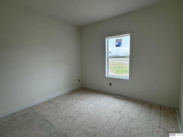 20909 Nebraska Avenue, Elkhorn, NE 68022