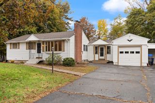 48 Marlboro Road, Woburn, MA 01801