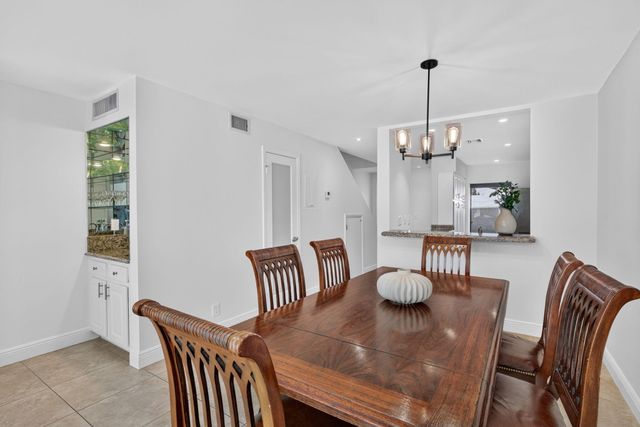 547 NE 7th Avenue, Fort Lauderdale, FL 33301