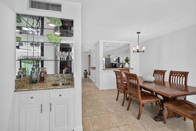 547 NE 7th Avenue, Fort Lauderdale, FL 33301