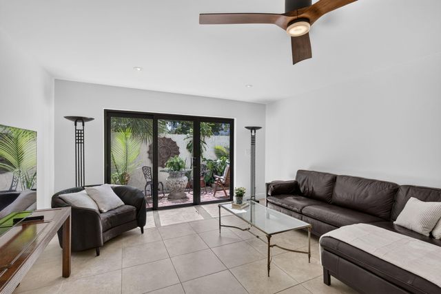 547 NE 7th Avenue, Fort Lauderdale, FL 33301
