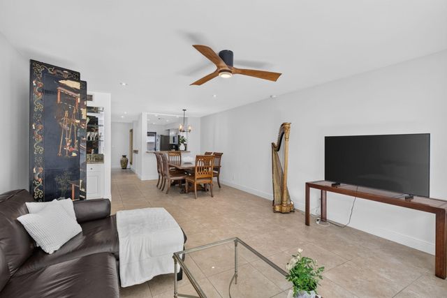 547 NE 7th Avenue, Fort Lauderdale, FL 33301