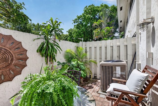 547 NE 7th Avenue, Fort Lauderdale, FL 33301