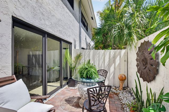 547 NE 7th Avenue, Fort Lauderdale, FL 33301