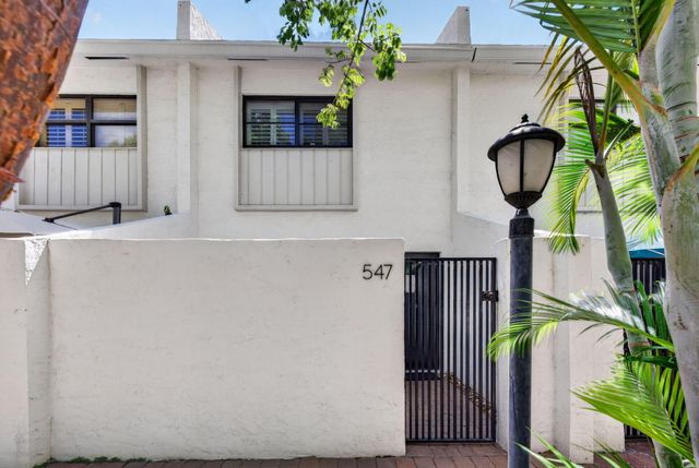547 NE 7th Avenue, Fort Lauderdale, FL 33301