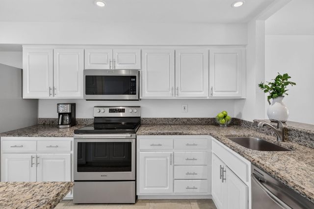 547 NE 7th Avenue, Fort Lauderdale, FL 33301