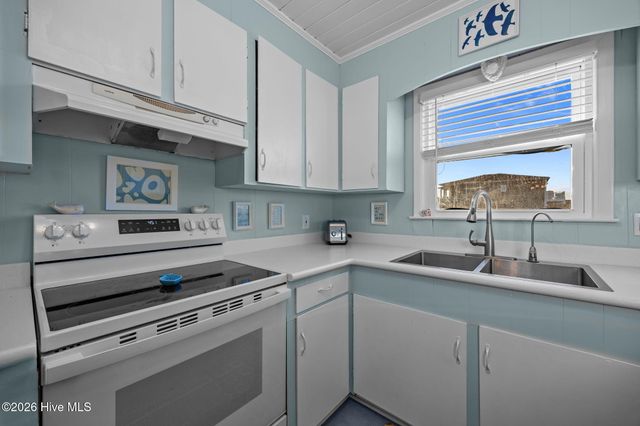 170 Ocean Boulevard W, Supply, NC 28462