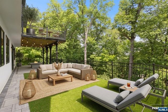 69 Mazur Place, Hawthorne, NJ 07506