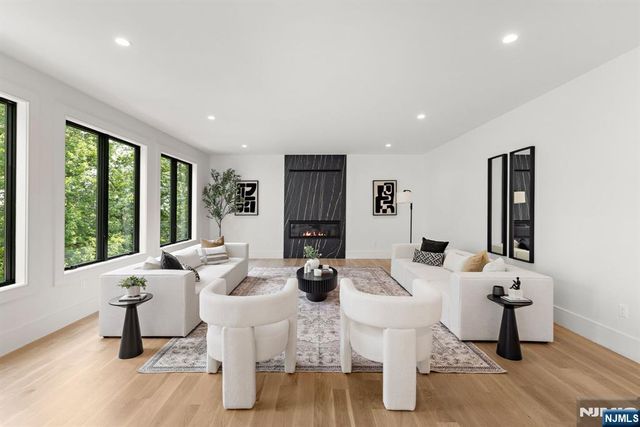 69 Mazur Place, Hawthorne, NJ 07506