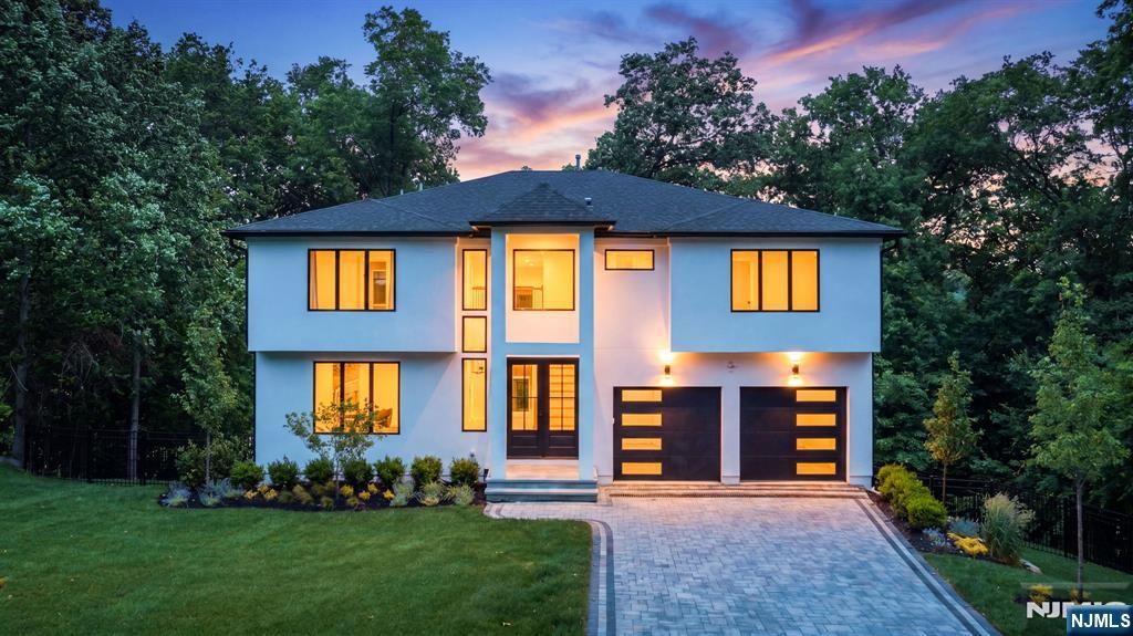 69 Mazur Place, Hawthorne, NJ 07506