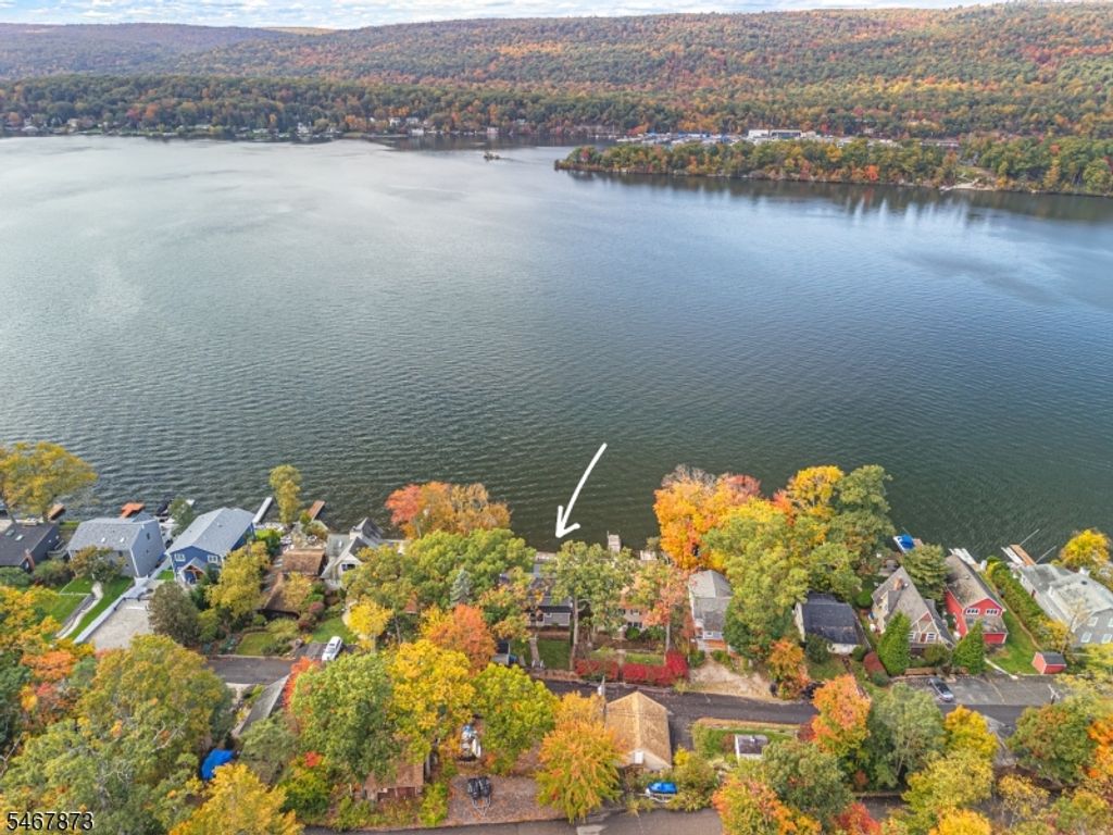 37 Lake Park Ter, West Milford Twp., NJ 07421 — photo 3