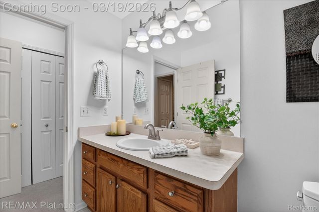 501 Snowfall Court, Genoa Township, MI 48843