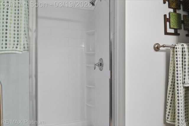 501 Snowfall Court, Genoa Township, MI 48843