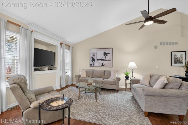 501 Snowfall Court, Genoa Township, MI 48843