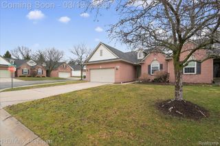 501 Snowfall Court, Genoa Township, MI 48843