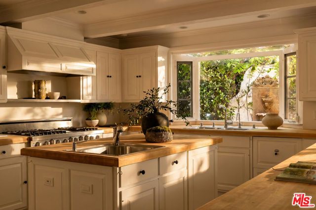 23449 Malibu Colony Road 91a, Malibu, CA 90265