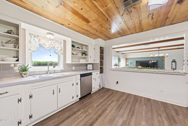 733 Highway 761, Church Point, LA 70525