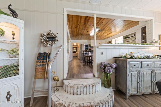 733 Highway 761, Church Point, LA 70525