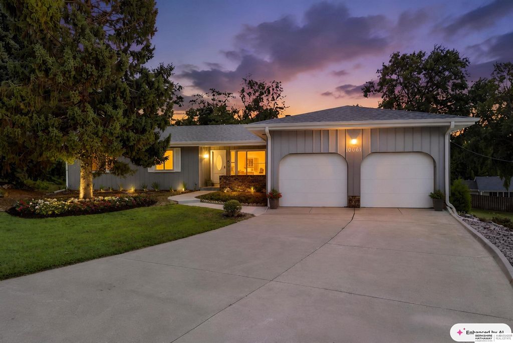 10061 Miami Circle, Omaha, NE 68134