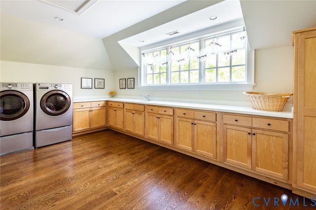 105 Brookschase Ln, Henrico, VA 22229