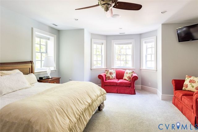 105 Brookschase Ln, Henrico, VA 22229