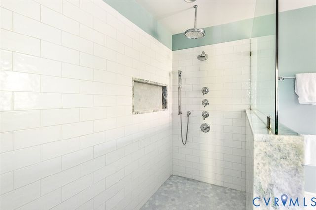 105 Brookschase Ln, Henrico, VA 22229