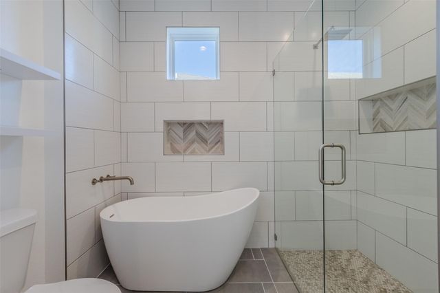 702 Graham Avenue, Dallas, TX 75223
