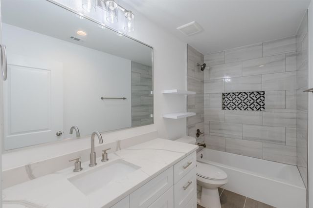 702 Graham Avenue, Dallas, TX 75223