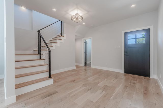 702 Graham Avenue, Dallas, TX 75223