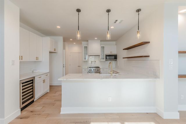 702 Graham Avenue, Dallas, TX 75223