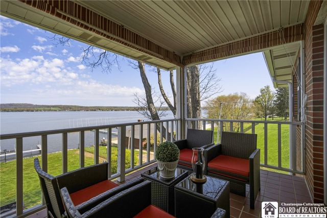 6 West Terrace Avenue 11, Busti, NY 14750