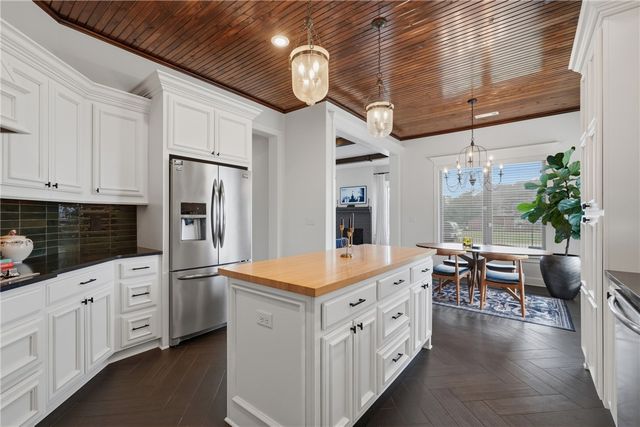 3405 SW Cabernet Avenue, Bentonville, AR 72712