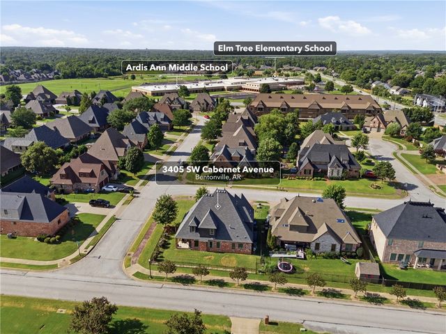 3405 SW Cabernet Avenue, Bentonville, AR 72712
