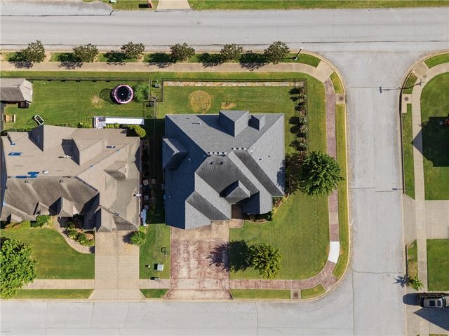 3405 SW Cabernet Avenue, Bentonville, AR 72712